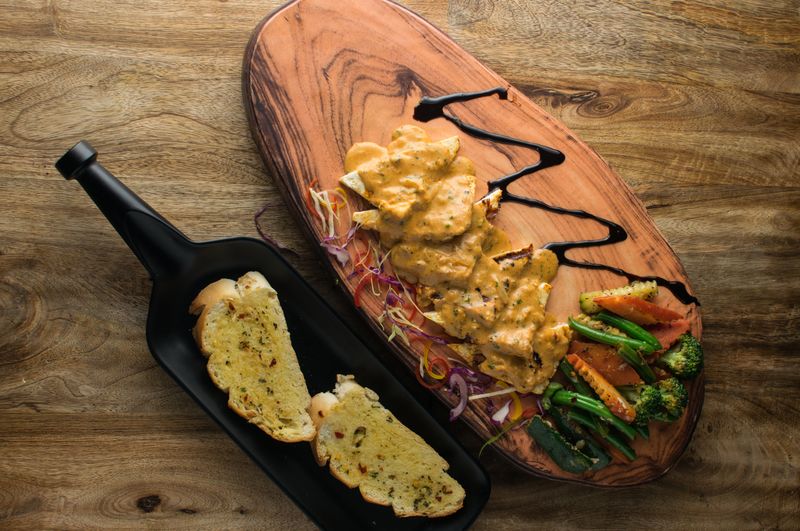 Garlic bread sticks side dish